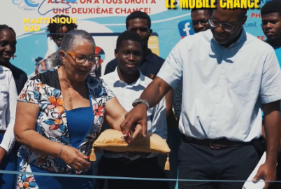 Le Mobil’Chance de l’E2C Martinique Sud : Un Bus Itinérant au Service de l’insertion de jeunes de 15 à 30 ans éloignés de l’emploi